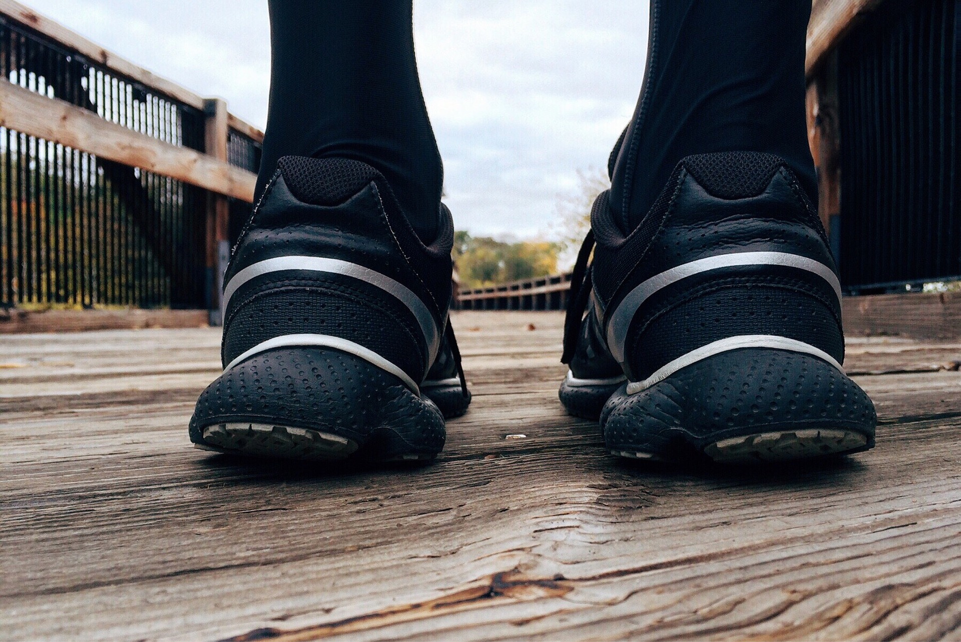 Rodzaje stóp – wybieramy buty do biegania            